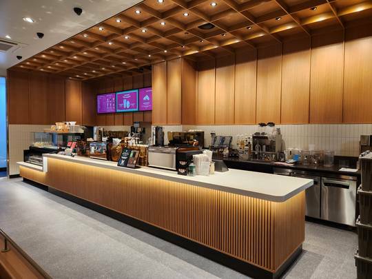 Starbucks City Hall — photo 4