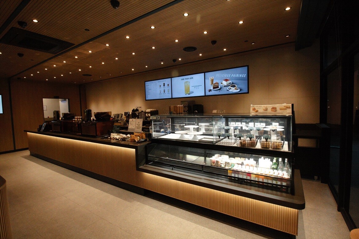 Starbucks Dogok Station — photo 2