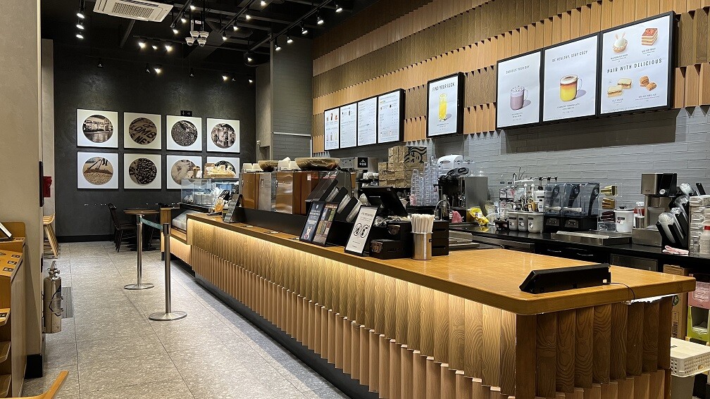 Starbucks Seocho Station Ihwa Building — photo 4