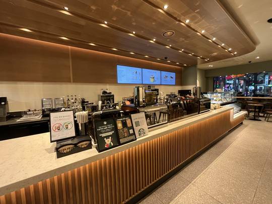 Starbucks Daejeon City Hall Station — photo 5