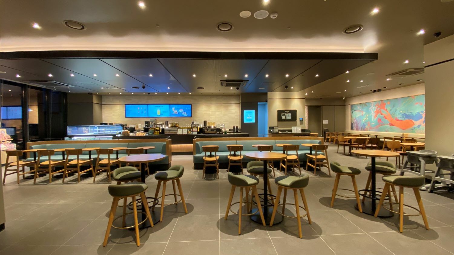 Starbucks Saejeol Station — photo 2