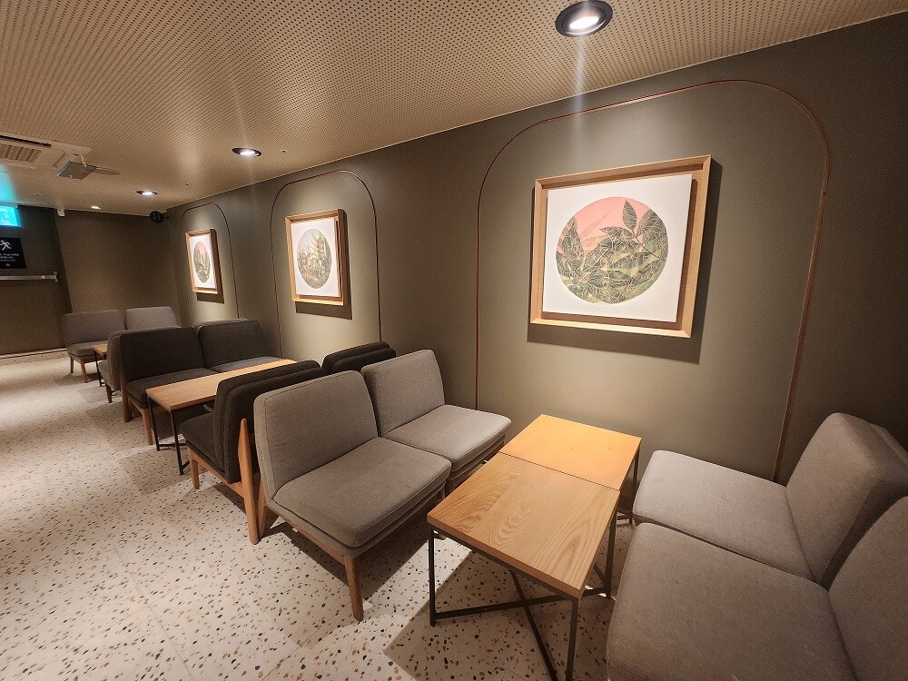Starbucks Oryu-dong Station — photo 5
