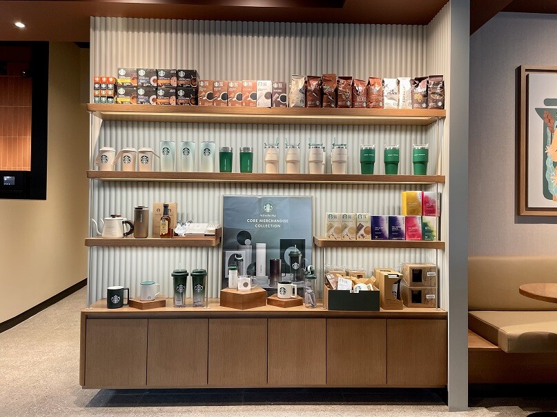 Starbucks Bucheon Station — photo 4
