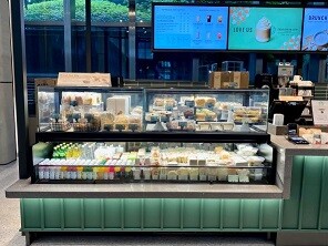 Starbucks E-Mart Tower — photo 3