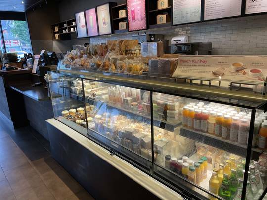 Starbucks Daegu Chilgok Boulevard — photo 4