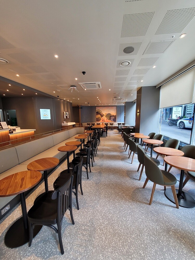 Starbucks Busan Yeonsan Station — photo 5