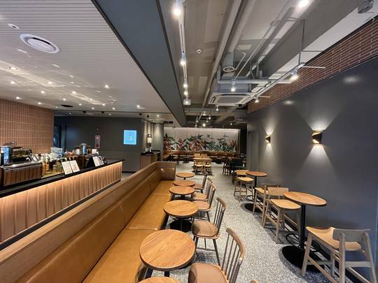 Starbucks Gyeongbokgung Station — photo 4