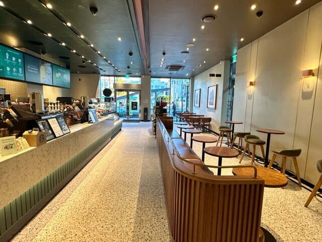 Starbucks Songjeong Station — photo 5