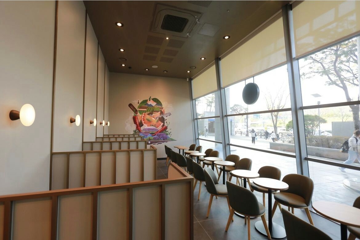 Starbucks Gacheon University — photo 5