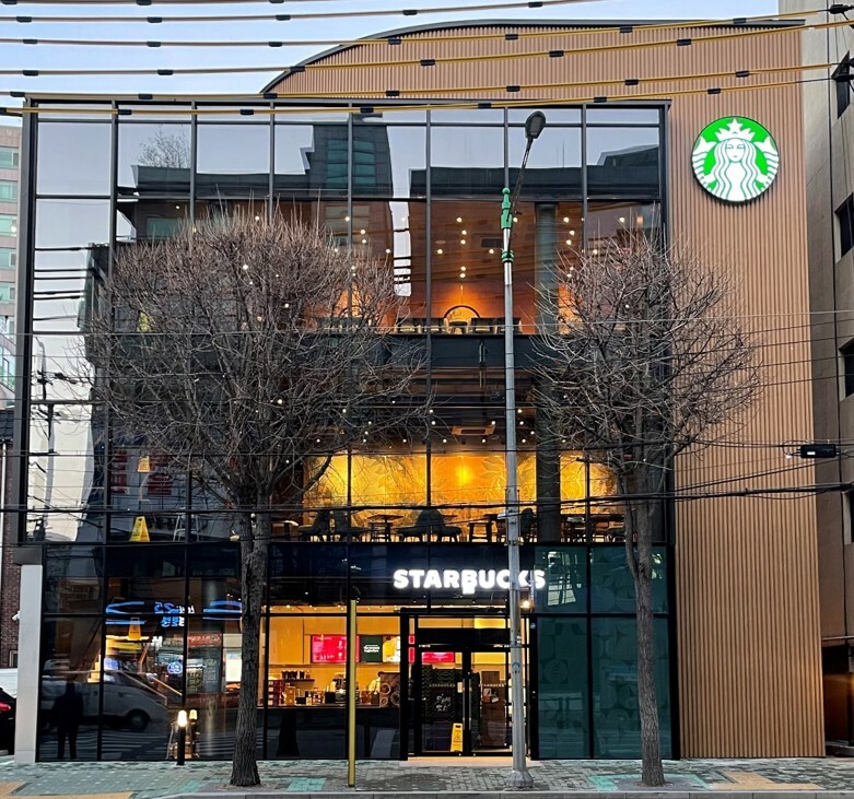 Starbucks Dobong District Office — photo 1