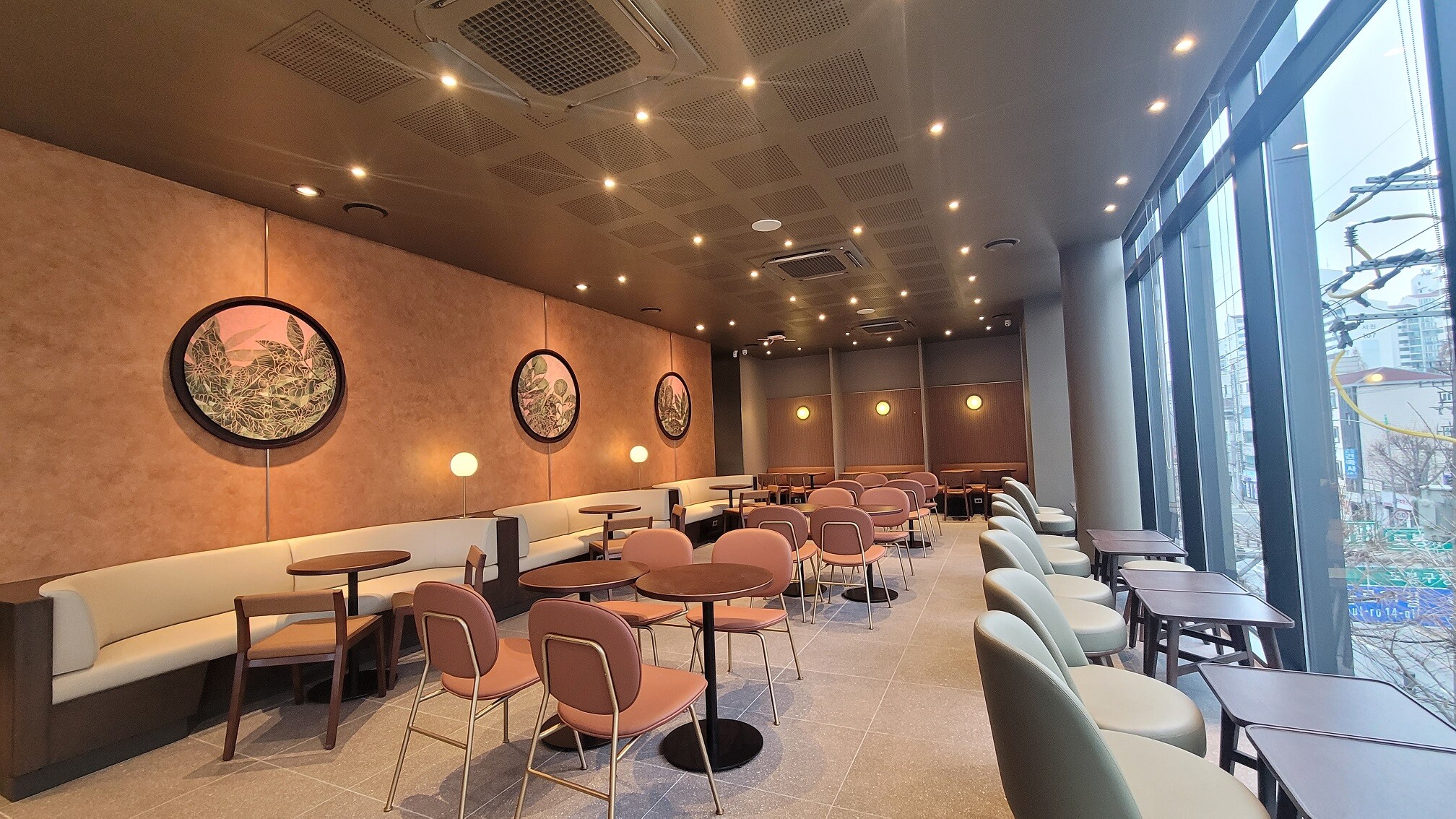 Starbucks Dobong District Office — photo 4