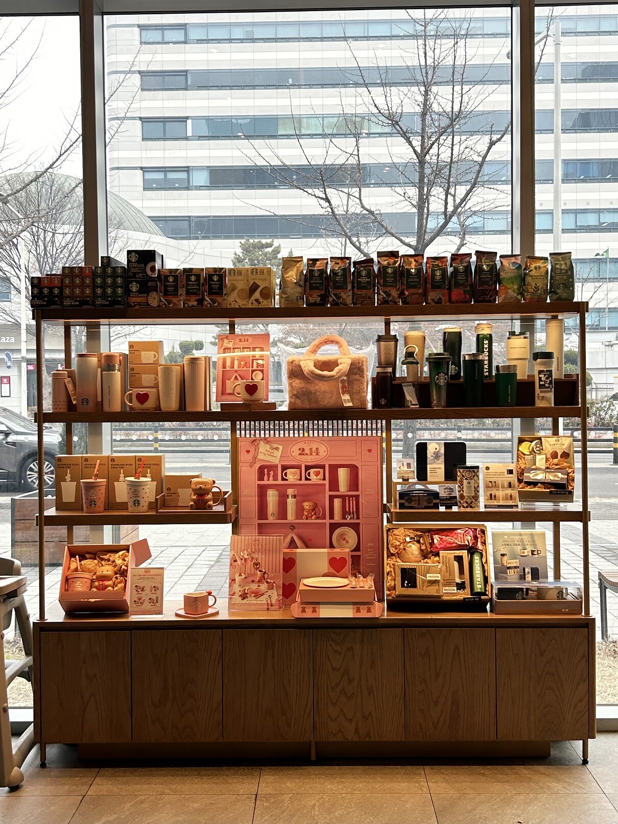 Starbucks Dunsan Samseong Store — photo 4