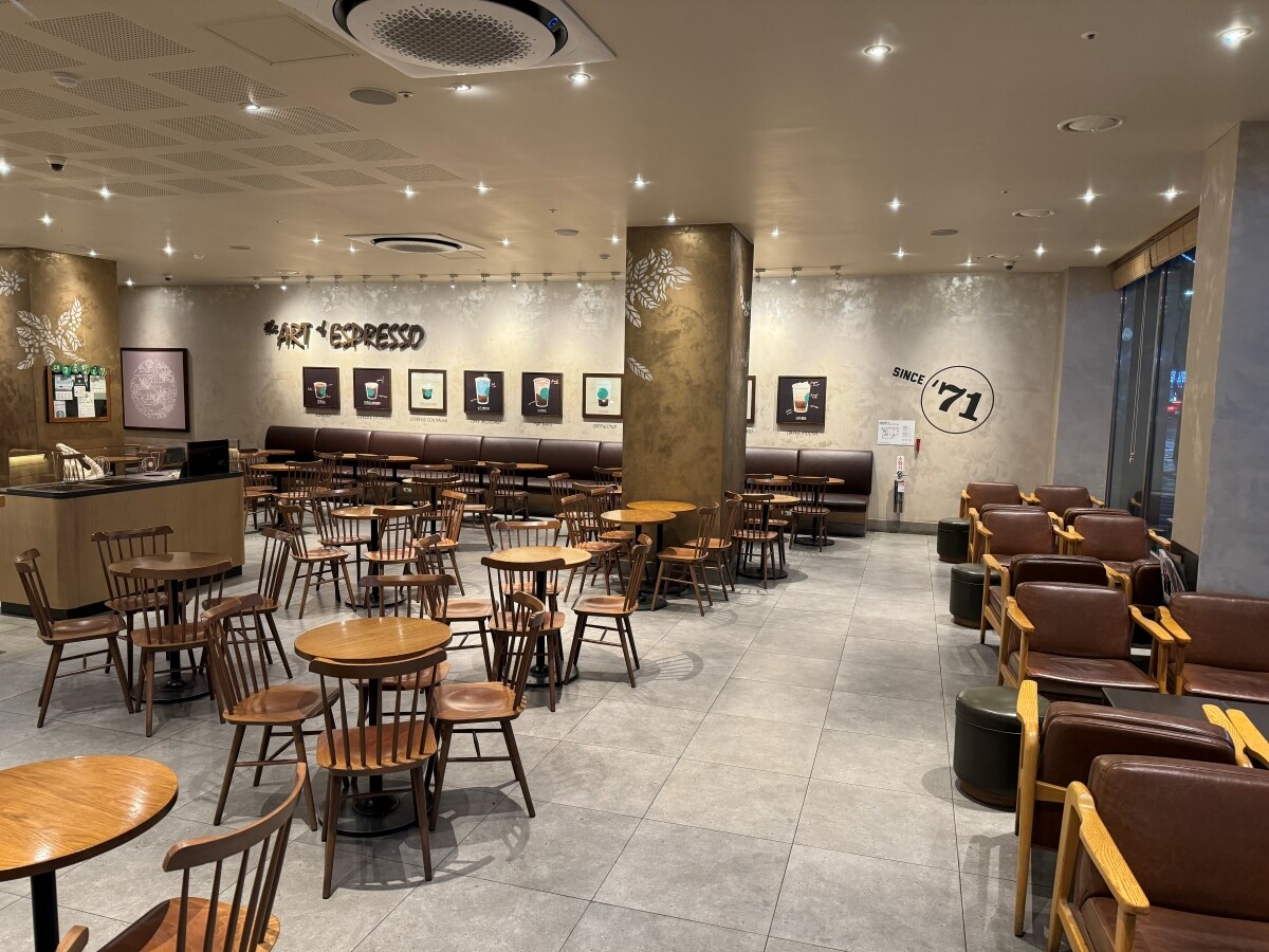 Starbucks Daegujungang-ro Station — photo 5