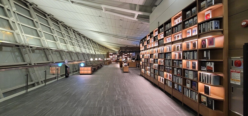 Starbucks Incheon Airport T1 Air 4F — photo 1