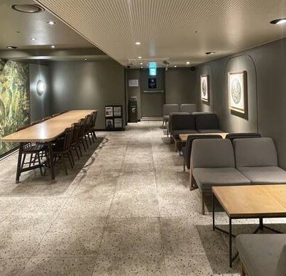 Starbucks Oryu-dong Station — photo 3