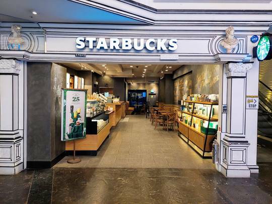 Starbucks Enteosikseu — photo 1