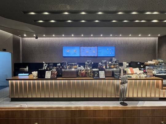 Starbucks Center Pildeu — photo 3