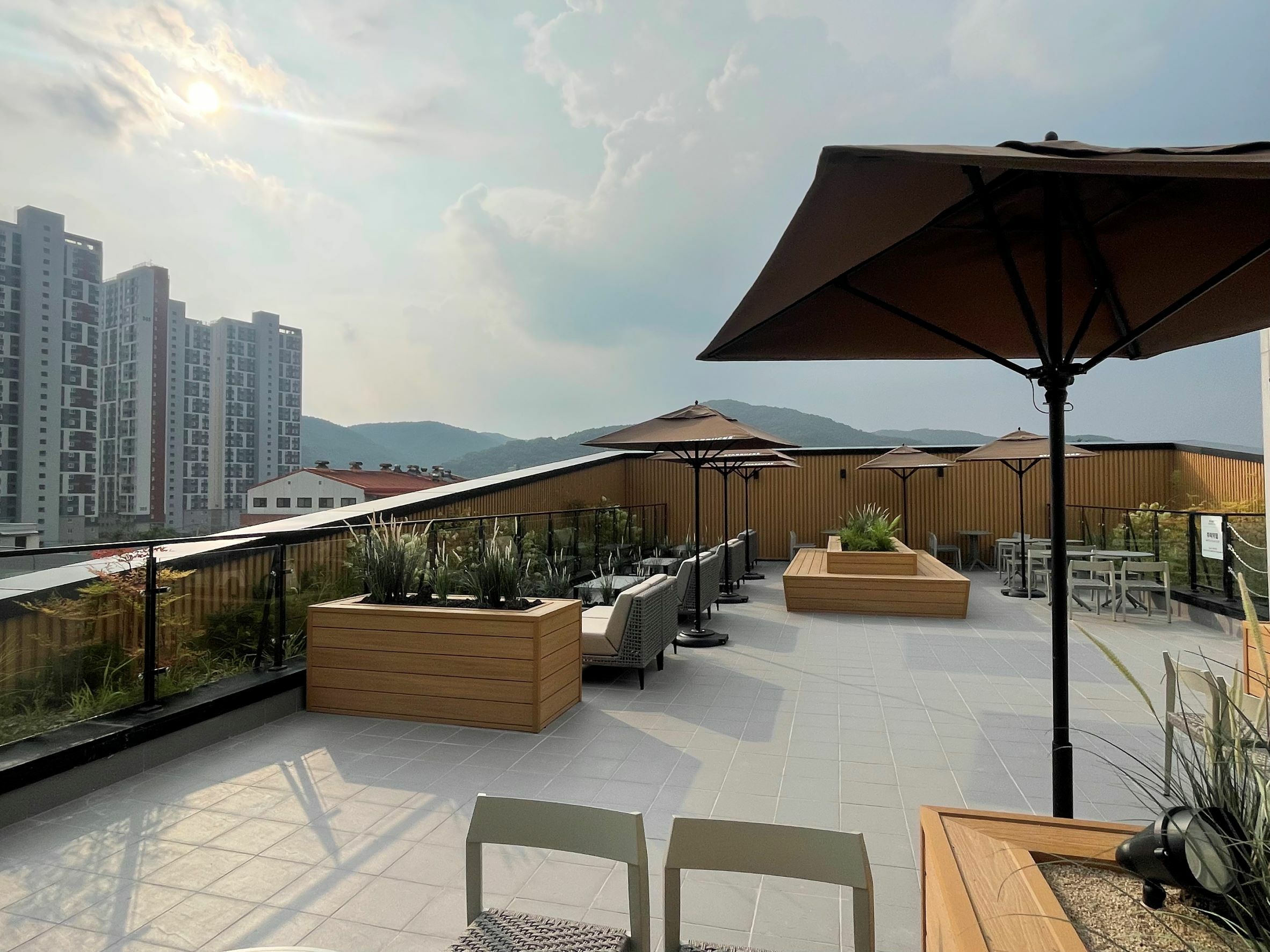 Starbucks Yongin Gorim — photo 5