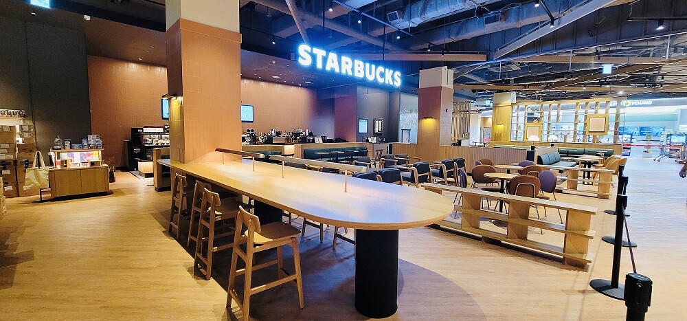 Starbucks Starfield Market Jukjeon — photo 4
