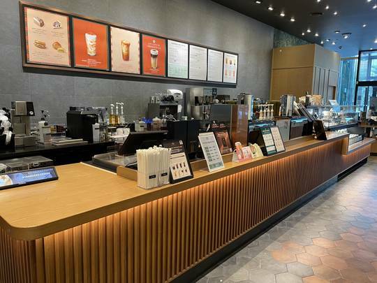 Starbucks Yeouido — photo 2