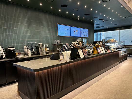 Starbucks Yeouido TP Tower — photo 3