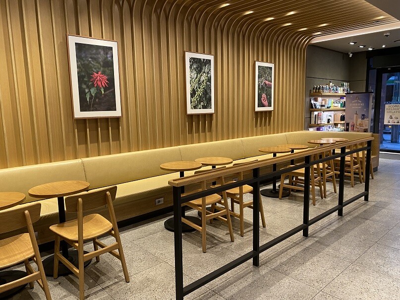 Starbucks Suseo Station Intersection — photo 5
