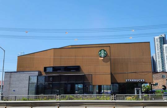 Starbucks Pungmu Station — photo 1