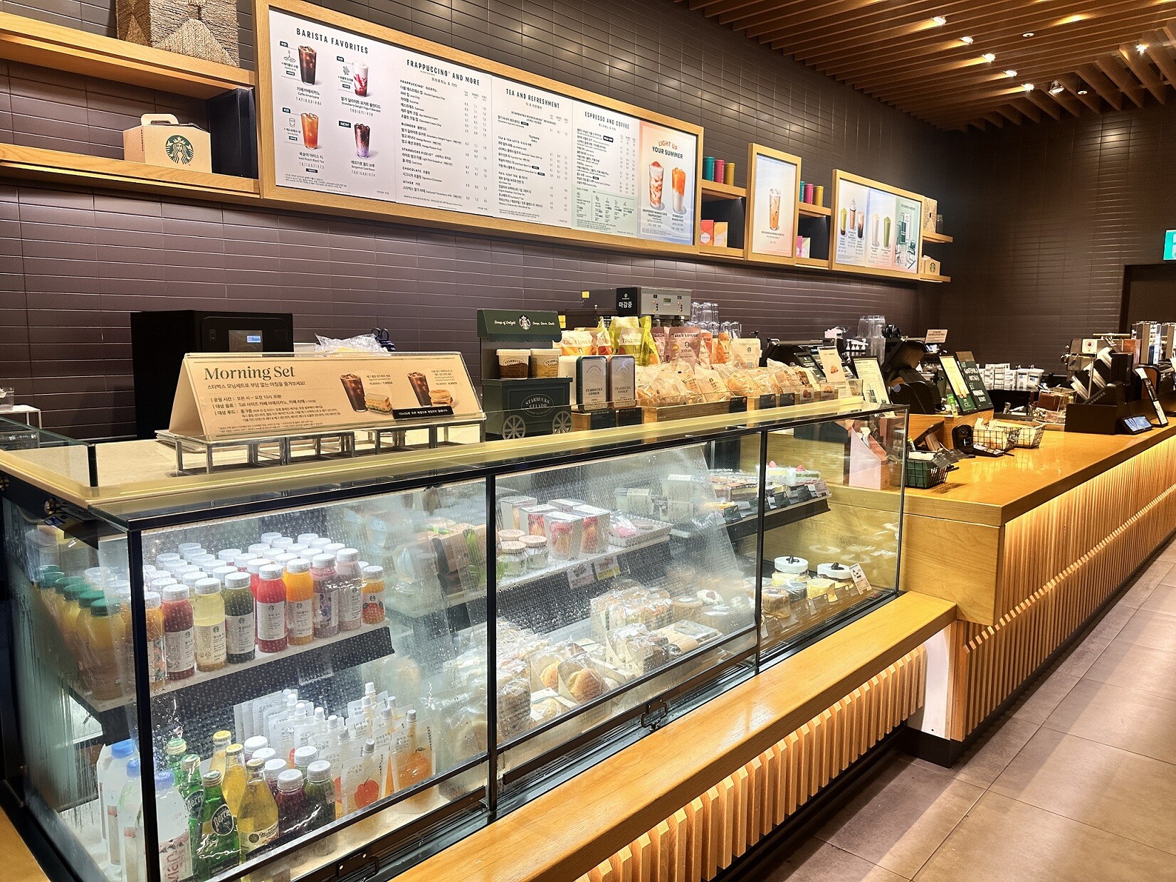 Starbucks Shinsegae Daegu 3F( Teavana ) — photo 2