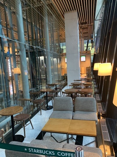 Starbucks Gangnam GT Tower — photo 4