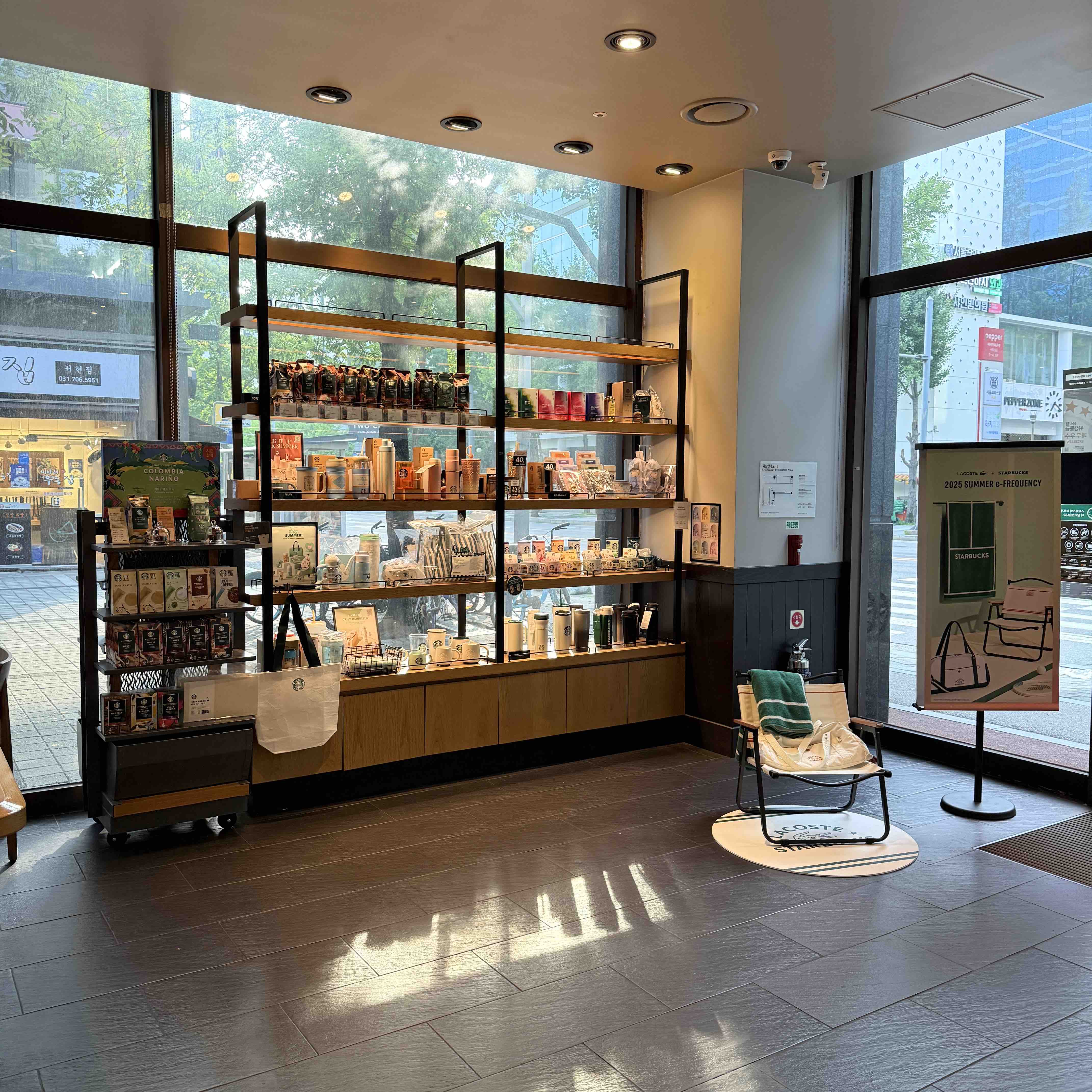Starbucks Seohyeon N Town — photo 4