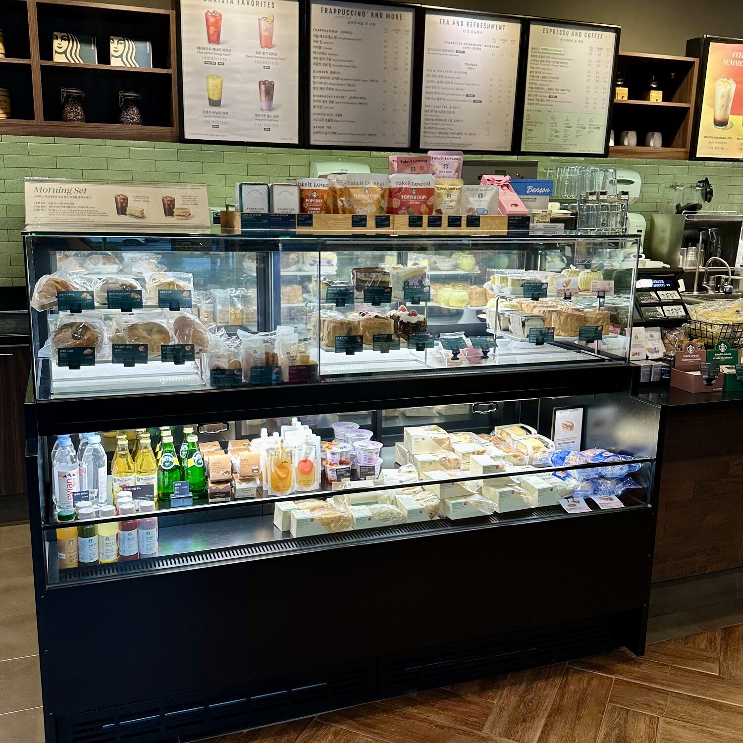 Starbucks Daejeon Jijok — photo 2
