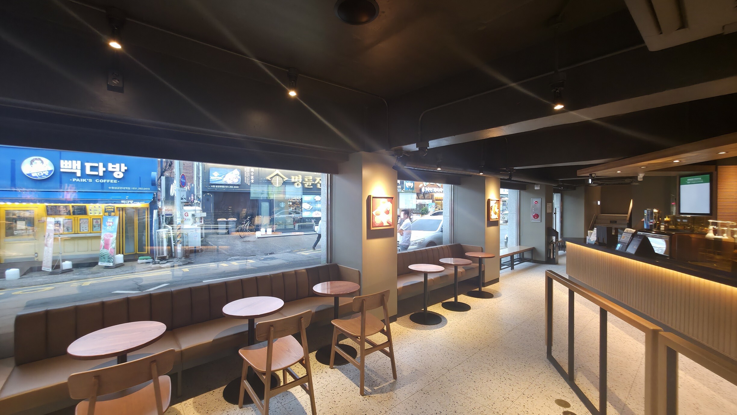 Starbucks Suwon Sungkyunkwan Univ. — photo 5