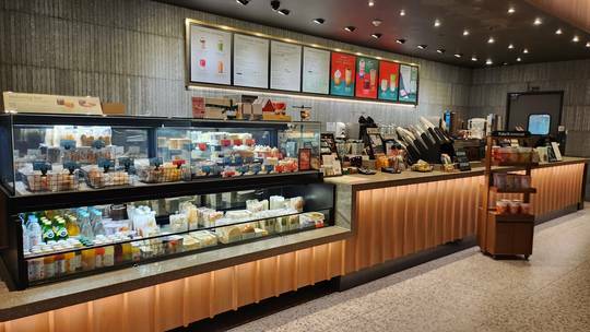 Starbucks Teheralloanam Tower — photo 2