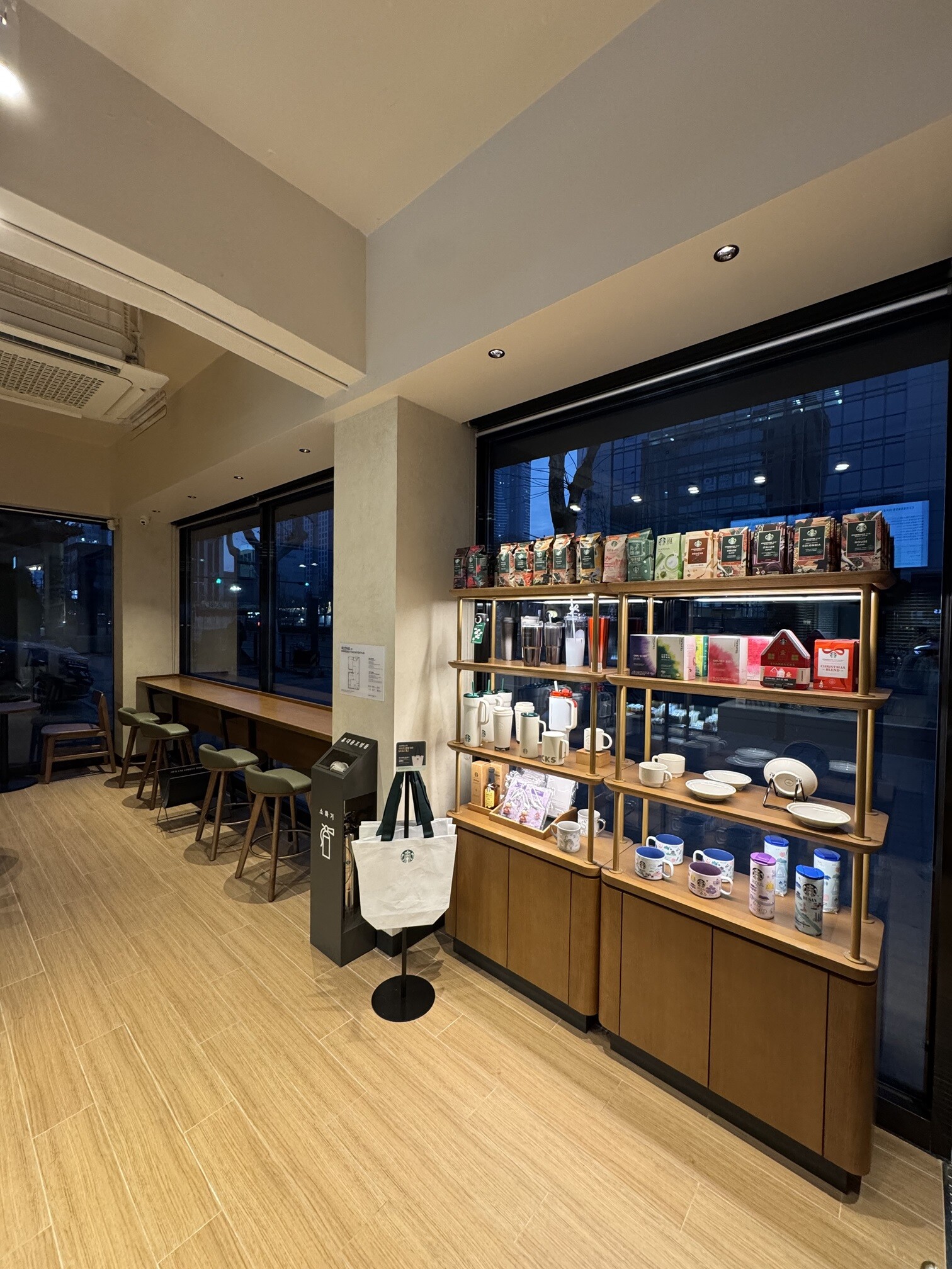 Starbucks Busan Station Exit 3 — photo 3