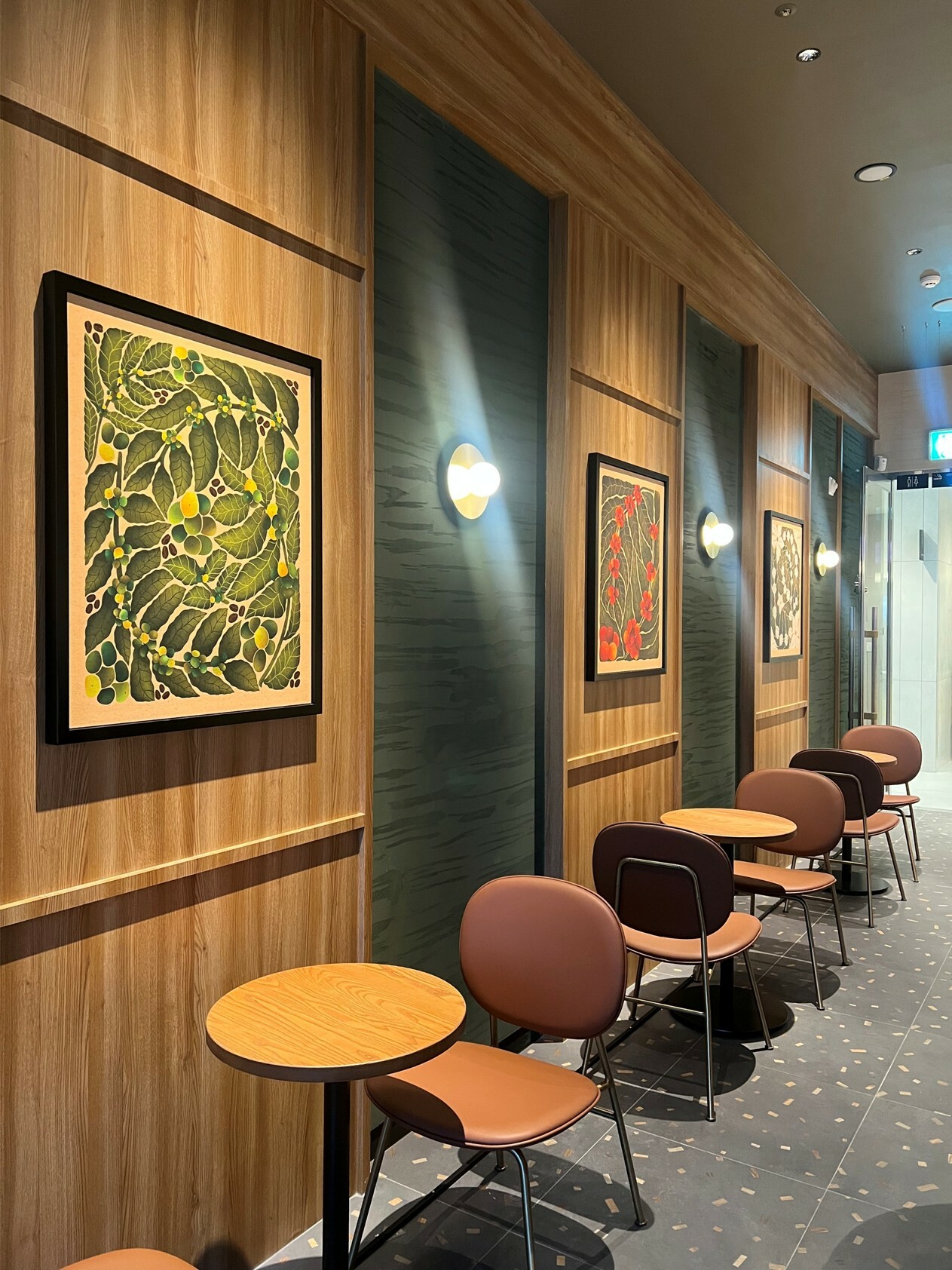 Starbucks Mapo Yeongnyumaedeu — photo 4