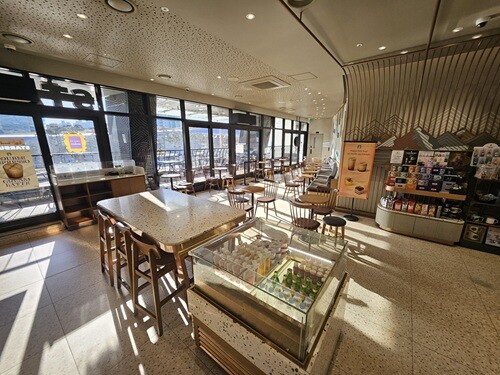 Starbucks Dongdaemun Duta — photo 5