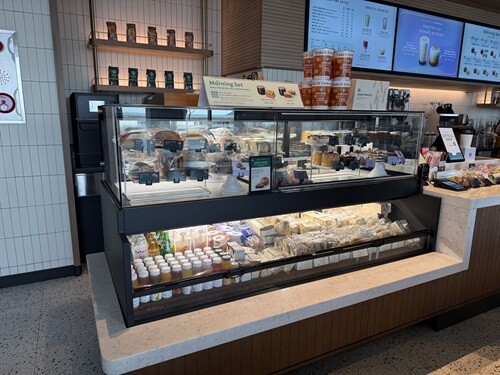 Starbucks Dadaepo Beach — photo 2