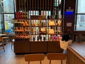 Starbucks Hanti Station Exit 8 — photo 2