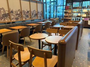 Starbucks Hanti Station Exit 8 — photo 5