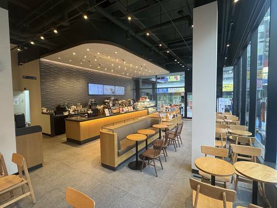 Starbucks Sunae Station Exit 1 — photo 4