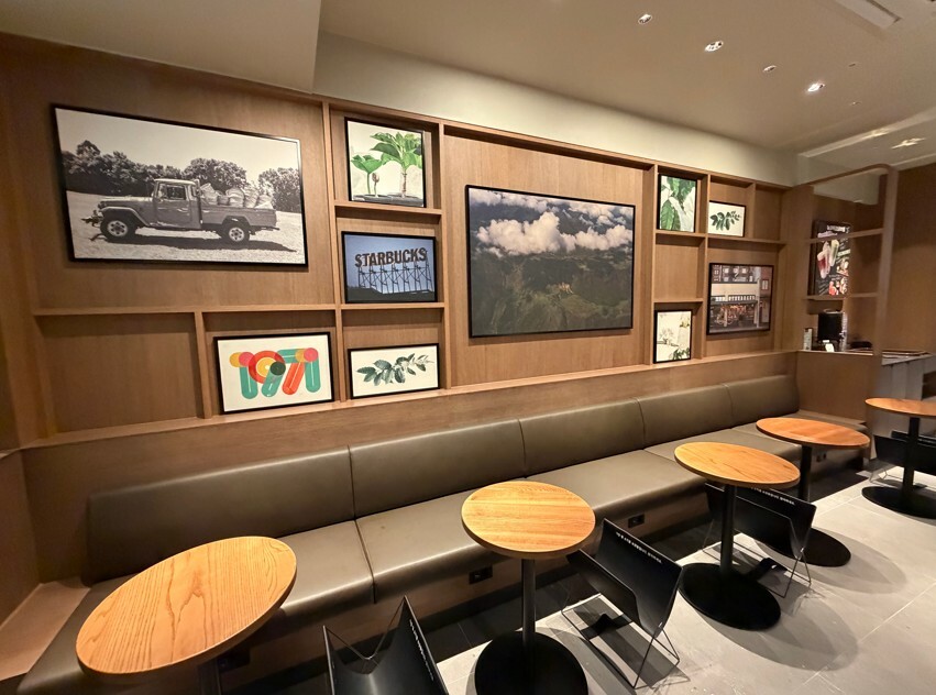 Starbucks NewCore Gangnam B1 — photo 3