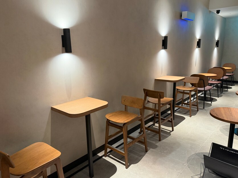 Starbucks NewCore Gangnam B1 — photo 4