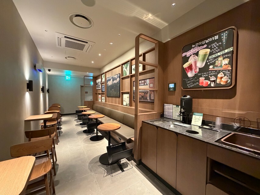 Starbucks NewCore Gangnam B1 — photo 5