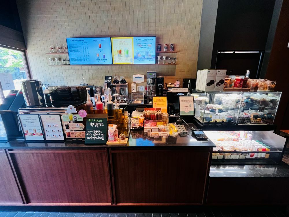 Starbucks Incheon Aelliwei — photo 2
