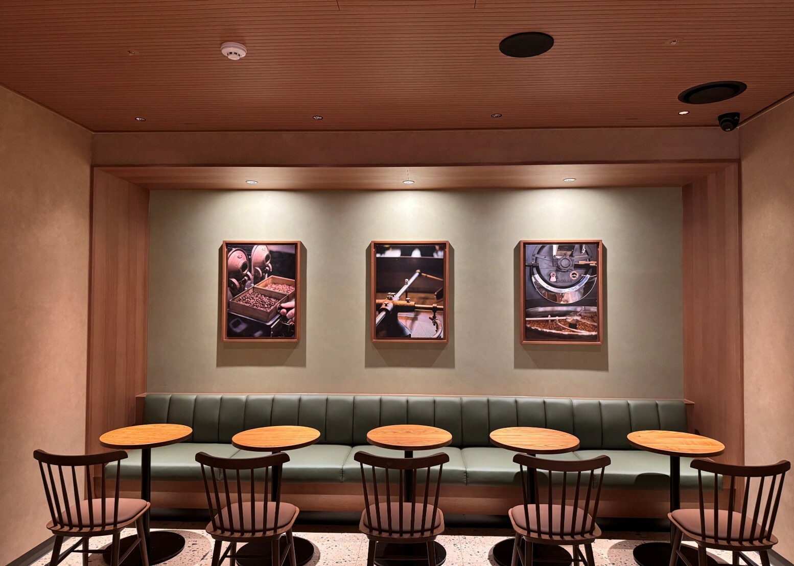 Starbucks Namyangju Hopyeong — photo 5