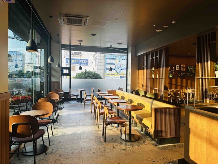 Starbucks Incheon Jakjeon — photo 5