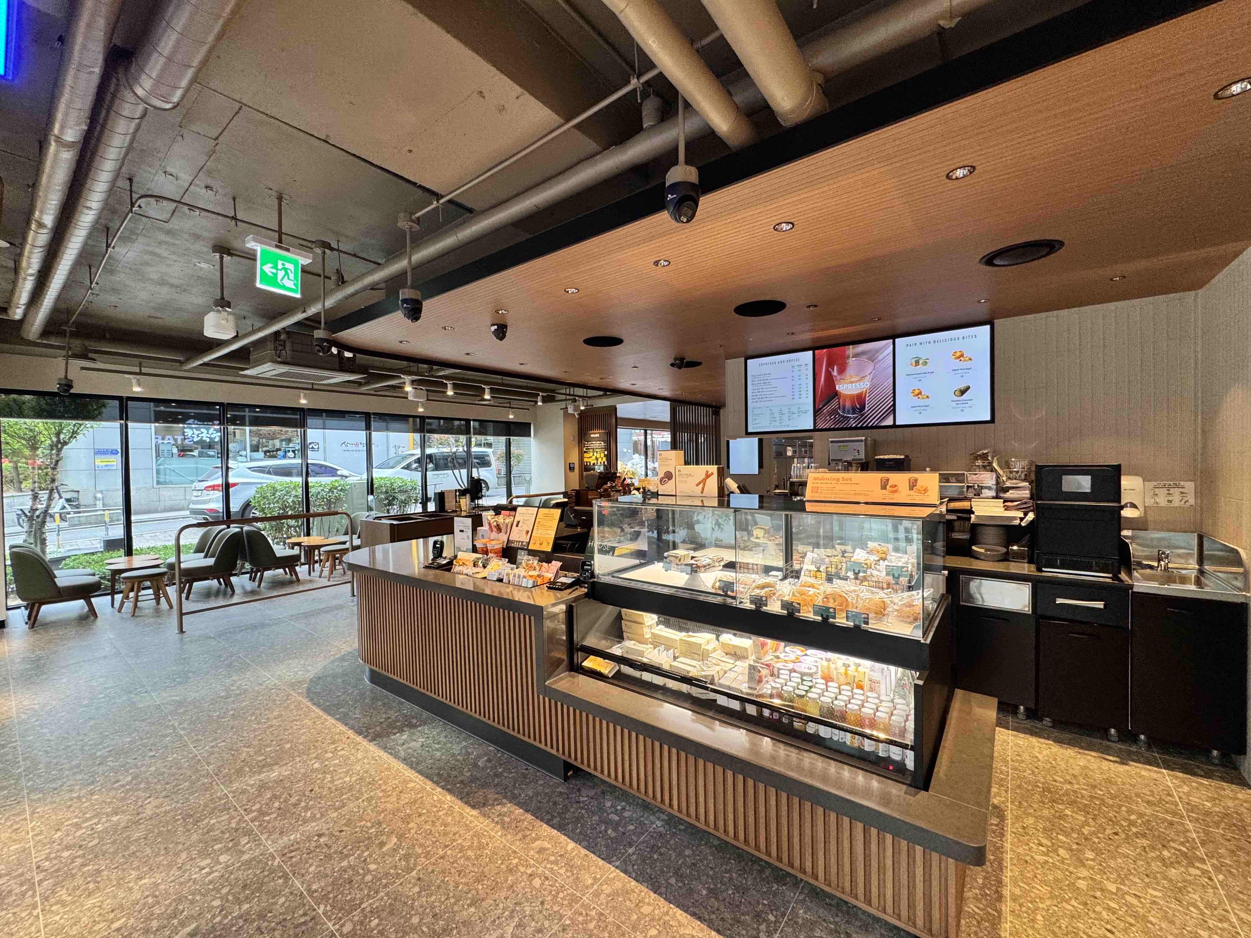 Starbucks Daechi Seolleung — photo 2