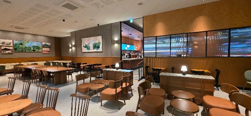 Starbucks Gupabal Station — photo 5