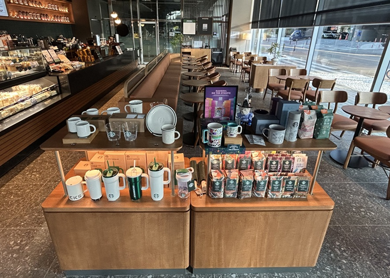 Starbucks Paju Unjeong Station — photo 3