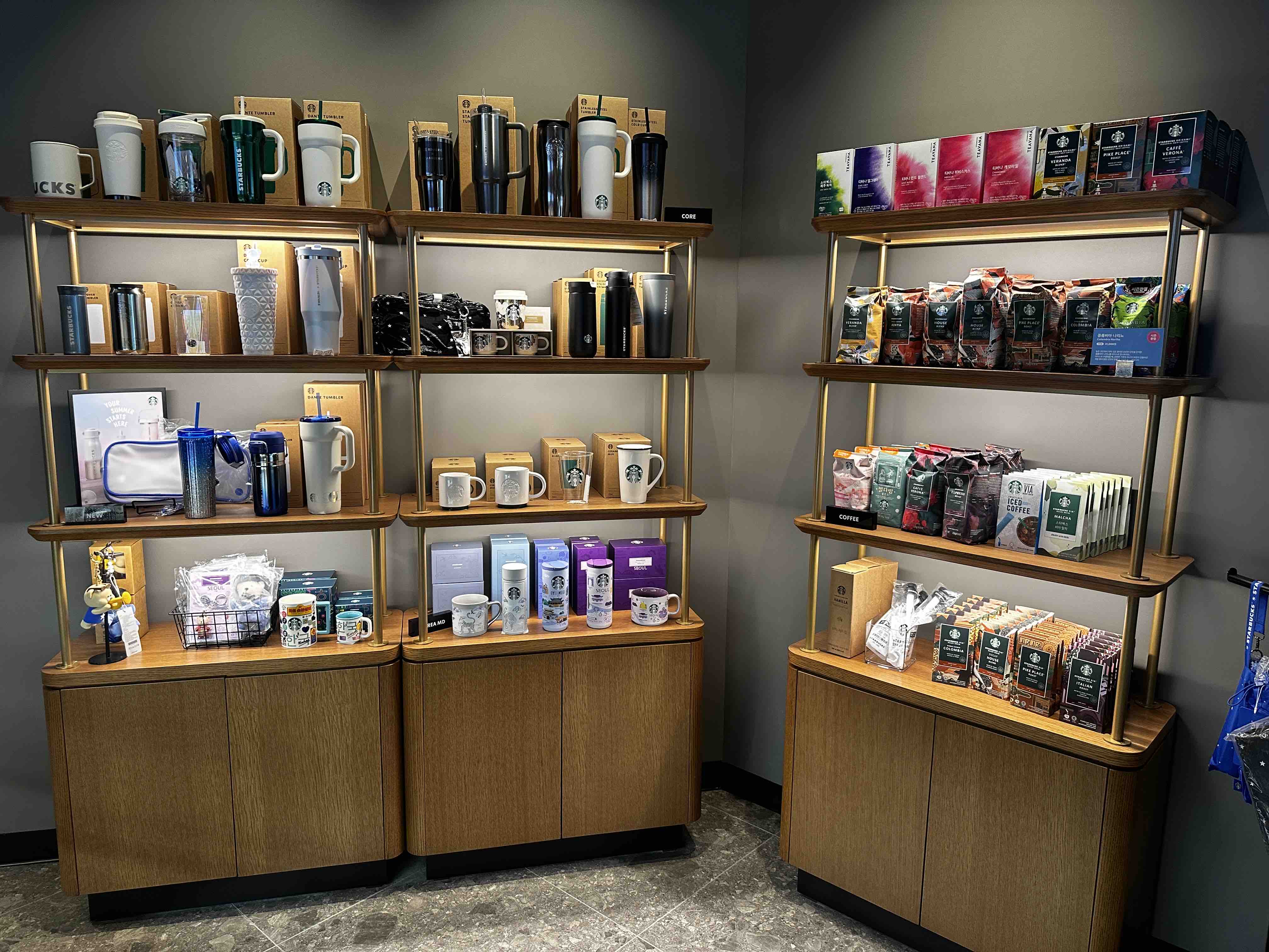 Starbucks Hwajeong — photo 4